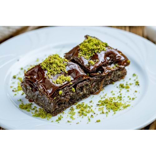 ÇİKOLATALI BAKLAVA